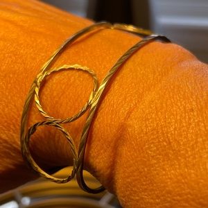 Nice twisted metal vintage 70s bracelet